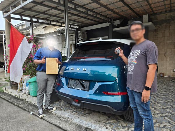 {"remix_data":[],"remix_entry_point":"challenges","source_tags":["local"],"origin":"unknown","total_draw_time":26205,"total_draw_actions":33,"layers_used":2,"brushes_used":2,"photos_added":0,"total_editor_actions":{},"tools_used":{"draw":1},"is_sticker":false,"edited_since_last_sticker_save":true,"containsFTESticker":false}